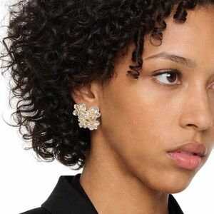 Women's Black and Silver Jewellery